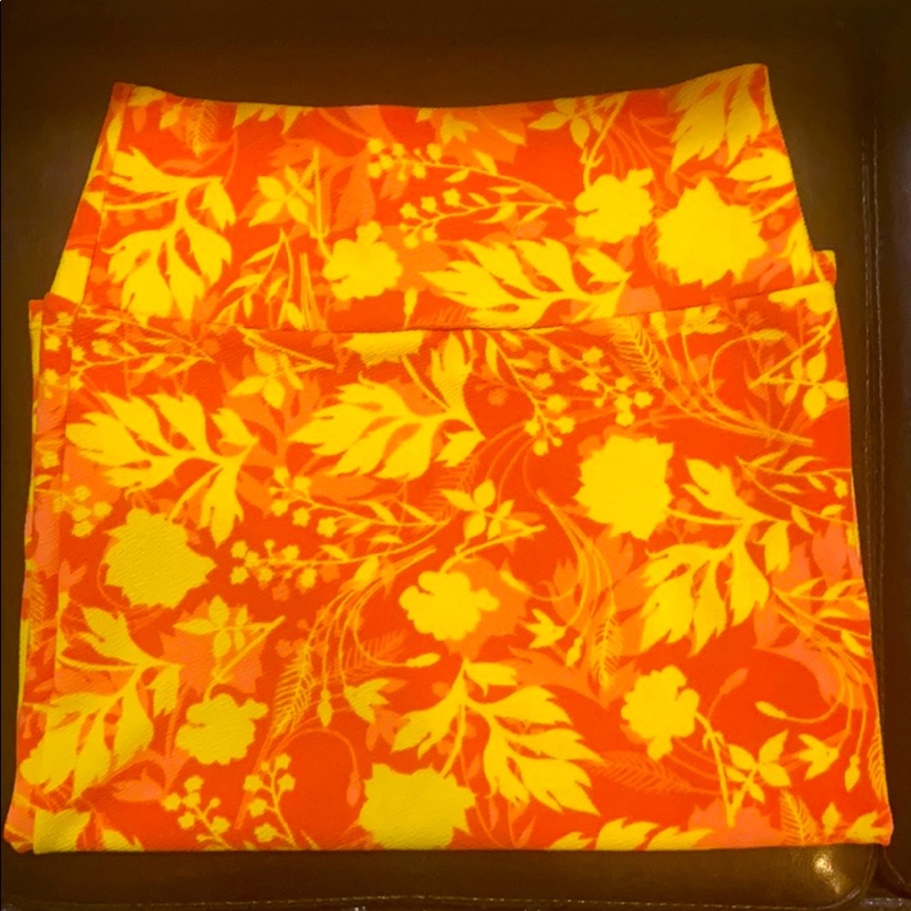 LulaRoe floral pencil skirt